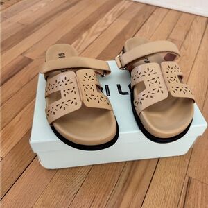 Bibi Lou Mindy Flat Sandal